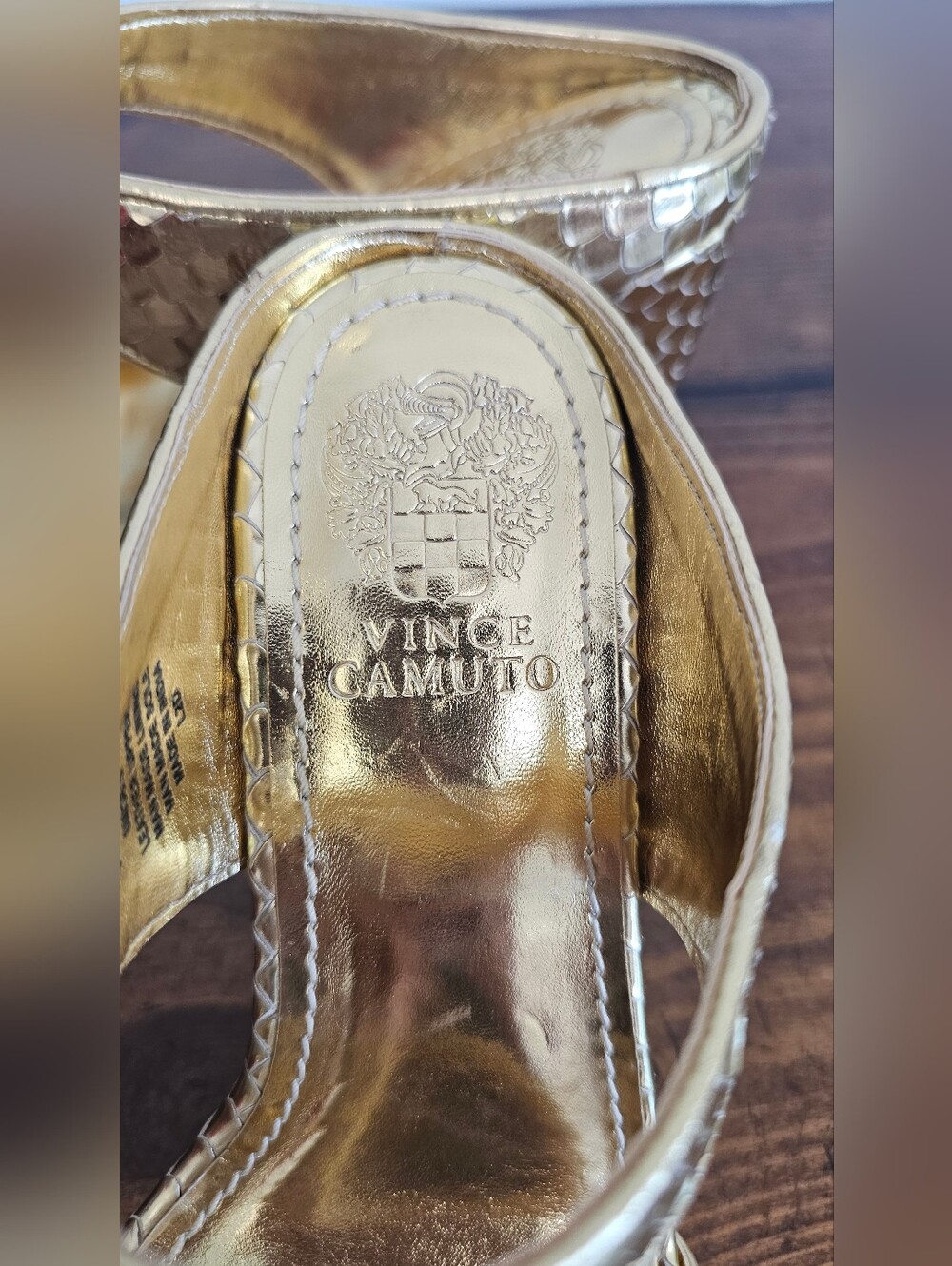 Vince Camuto Gold Metallic Snake-Print High Heel Slide Sandals Womens Sz 6M - Picture 5 of 9